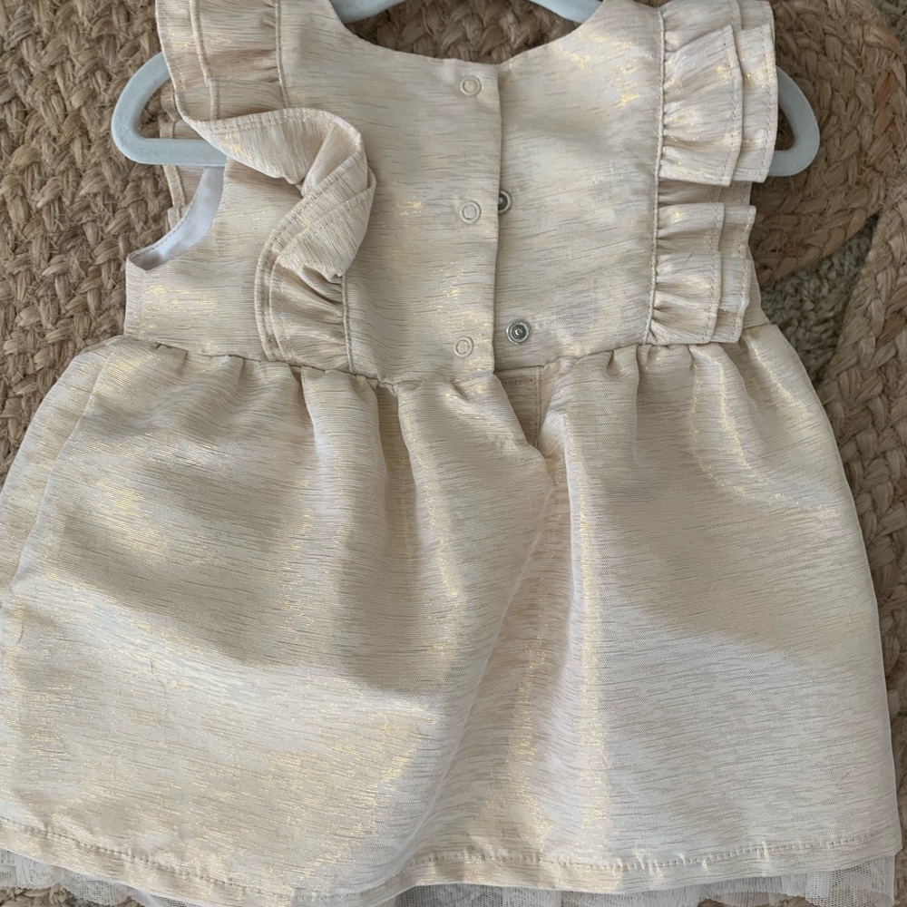 Cat & jack gold dress 6-9 month
